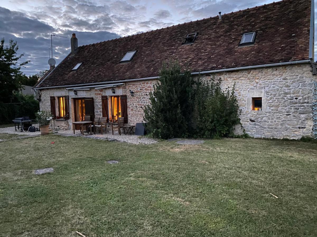 Villa La Petite Breuille Lainsecq Exterior foto
